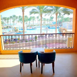 Double or Twin Room Sea View Egyptians Residens Only